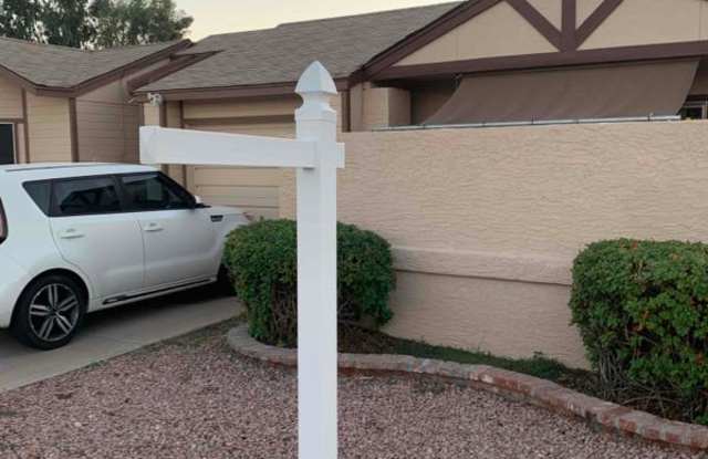 2672 E Blf Spg Ave