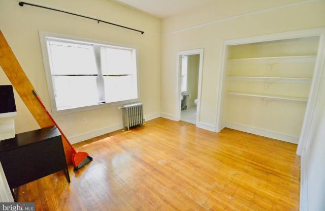 251 W RITTENHOUSE STREET