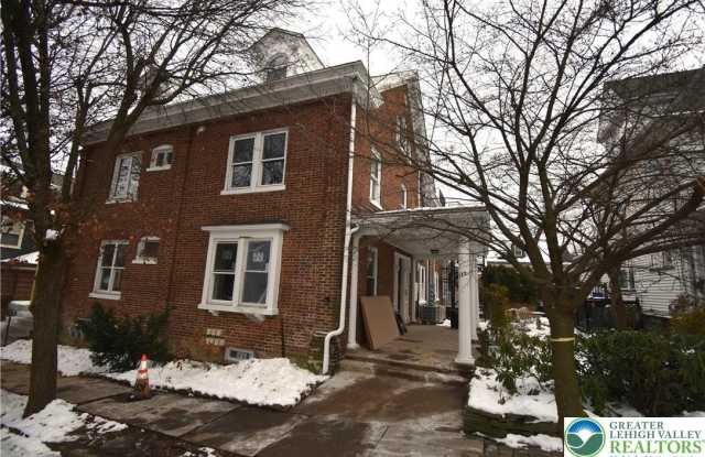 Photo of 312 March Street unit: 2