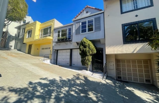 1371 Dolores Street A - 1371 Dolores Street, San Francisco, CA 94110