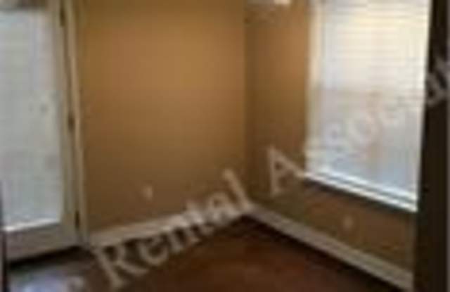 305 Standifer Avenue