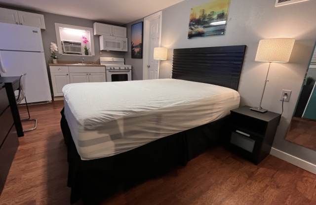 306-1 North Keech Street - 1 Studio