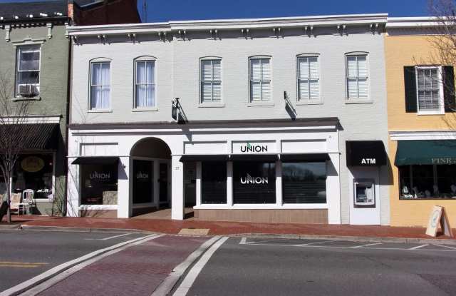 37 MAIN ST #203