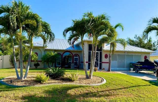 2537 SW 29th Terrace