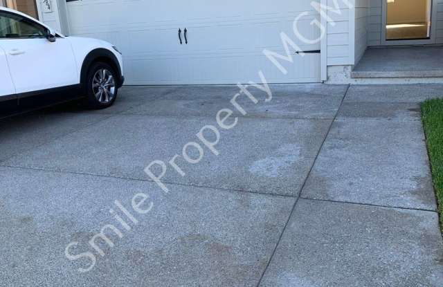 A nice house with 5 beds rooms and 2.5 baths.