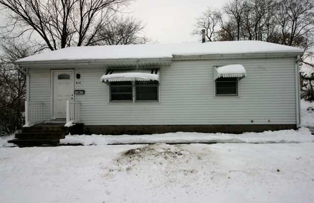 Cozy 3 bedroom home in Bettendorf photos photos