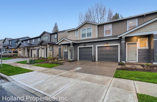 893 N 18th Ave - 893 North 18th Place, Cornelius, OR 97113