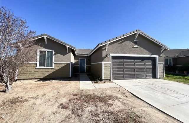 Gorgeous Remodeled 3+2 - $3300