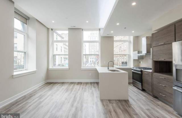 802 SANSOM Street unit: 502