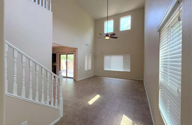 5424 W HOBBY HORSE Drive