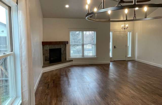 1754 Santa Ana Court