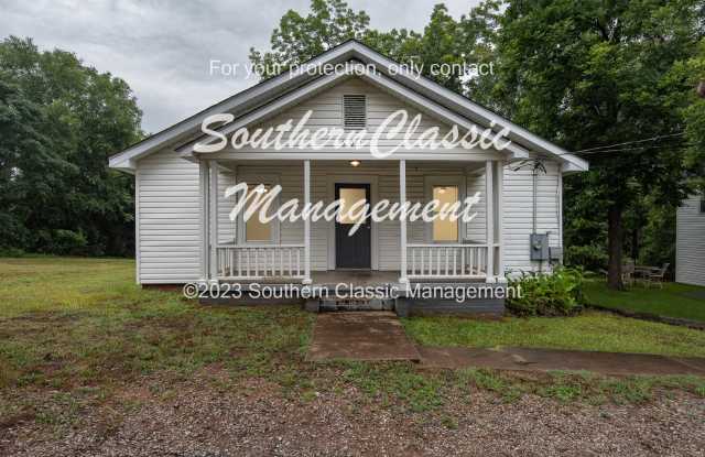 501 E Montgomery St - 501 East Montgomery Street, Milledgeville, GA 31061