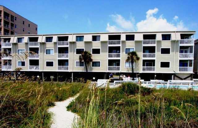 Oceanfront Pet-friendly Winter rental! Available from January 1 through March 31, 2025.