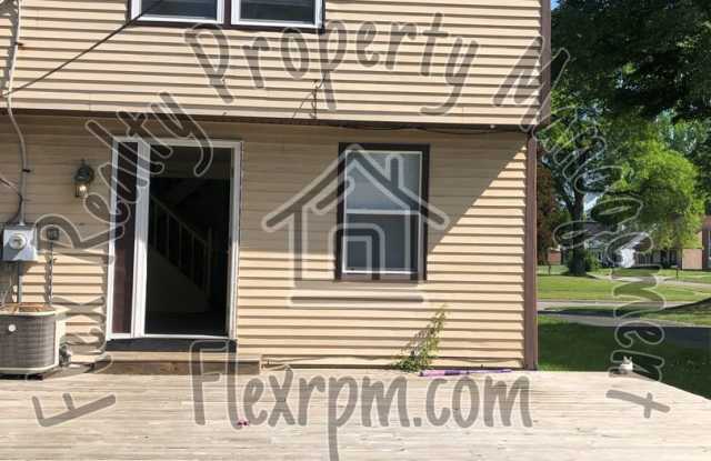 Photo of West Side Town Home - Sylvania Schools!!!