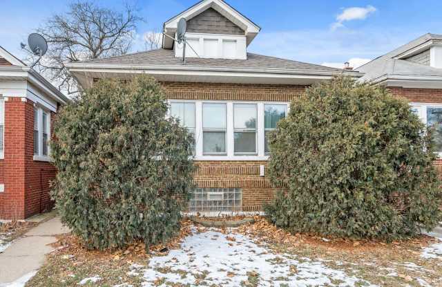 3 Bedroom Home South Shore Available Now! - 7612 South Clyde Avenue, Chicago, IL 60649