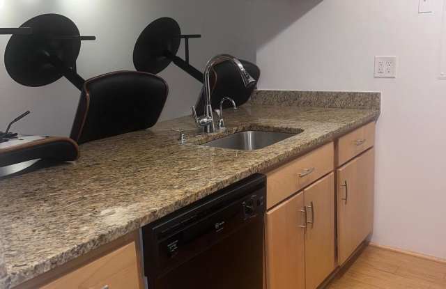 4444 CONNECTICUT Avenue NW unit: 303