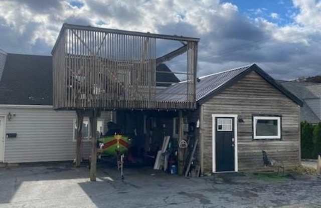 813 S READING Avenue unit: 2