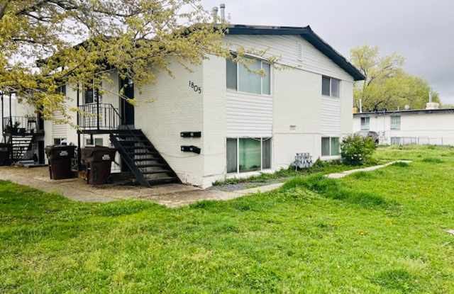 Updated apartment, washer and dryer hookups