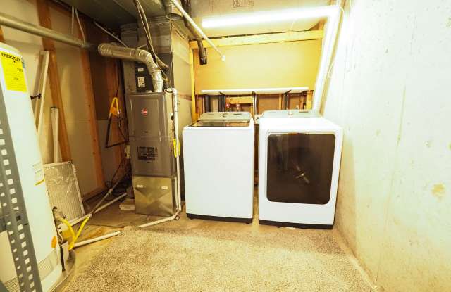 Photo of 4193 South Fraser Way