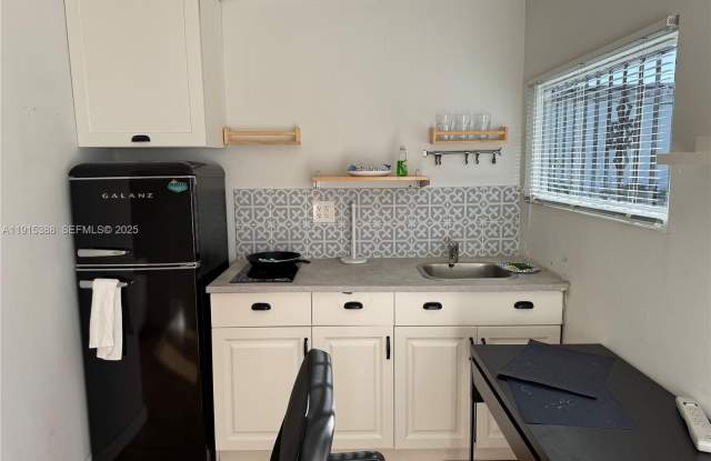 Photo of 621 NW 19th Ave