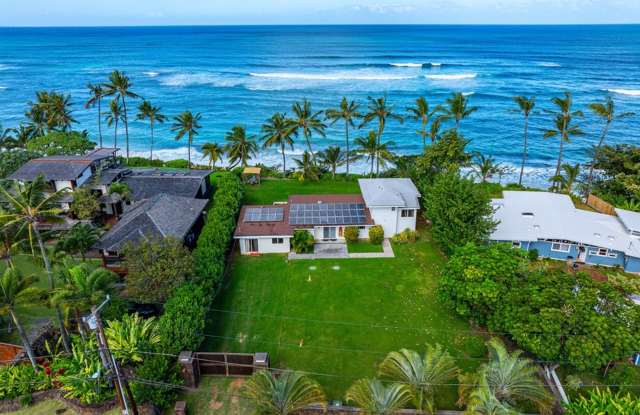 North Shore Oceanfront Retreat by Gather: 5BR Spacious Home Paradise