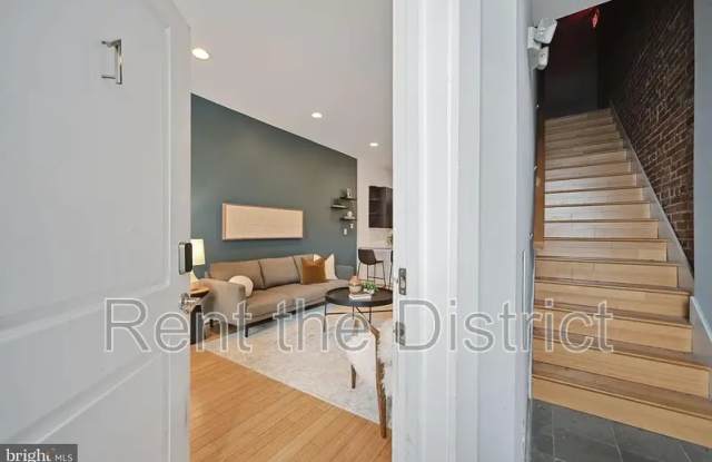 1241 Kenyon Street NW