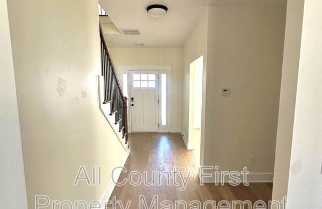 2675 Eagles Crest Ln