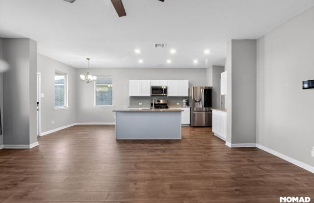 Spacious 5BR House in Lake Charles