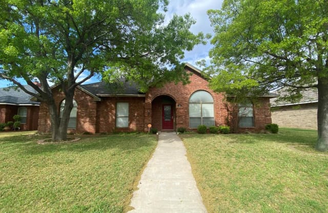 4901 Whitman Dr - 4901 Whitman Drive, Midland, TX 79705