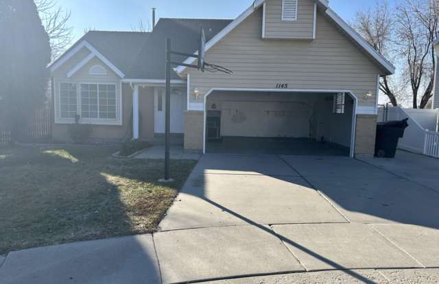 Great 4 Bd 3 Ba Home in Cul-de-sac