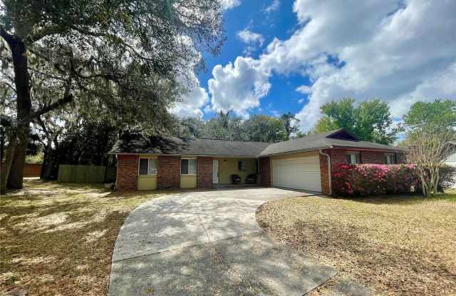 837 BENCHWOOD COURT