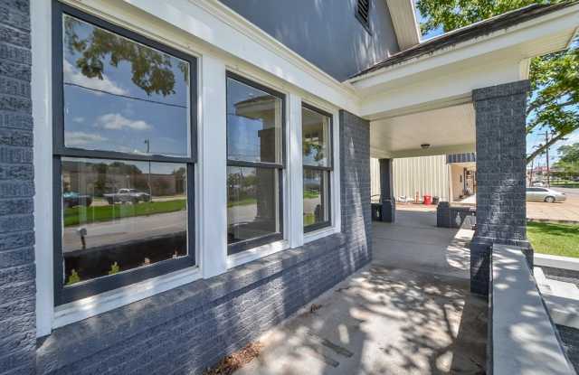 404 West Main Street