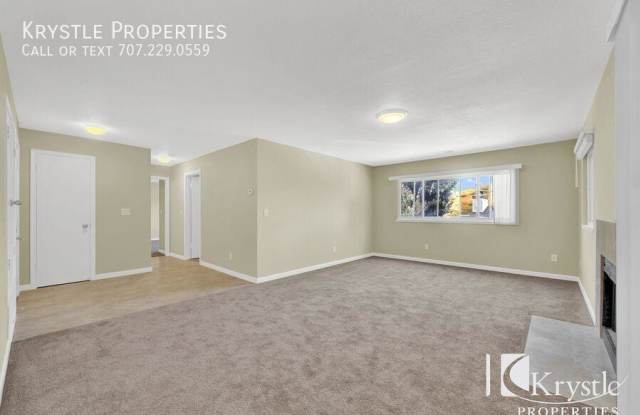201 Nautical Ct