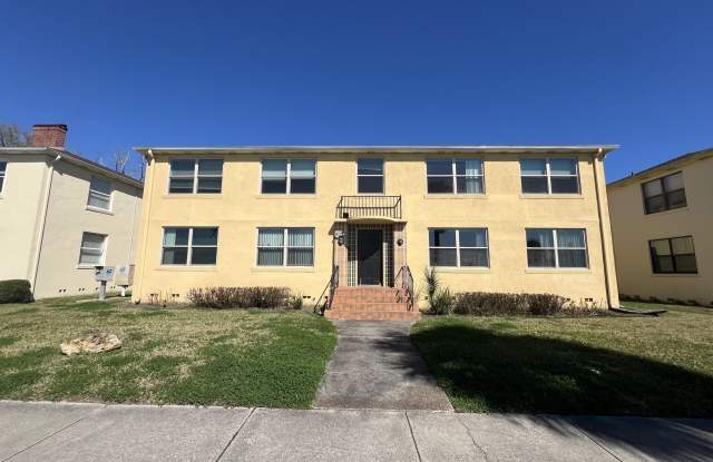 1781 RIVER Road unit: 4