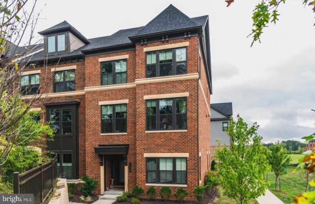 22367 TRAILVIEW CROSSING Terrace