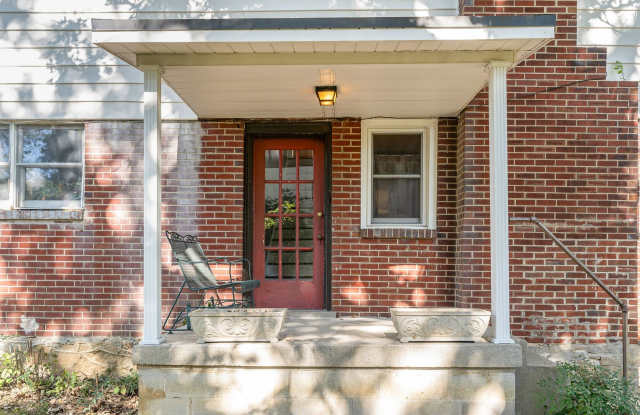 Photo of Green Hills Apartment for Rent!