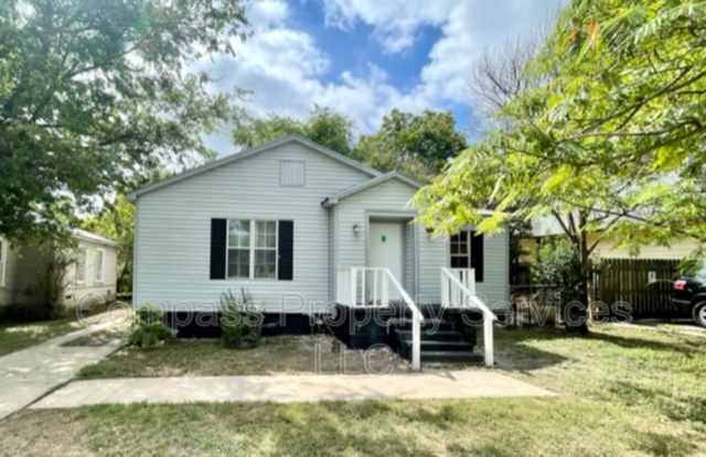 Photo of 2714 Windsor Ave