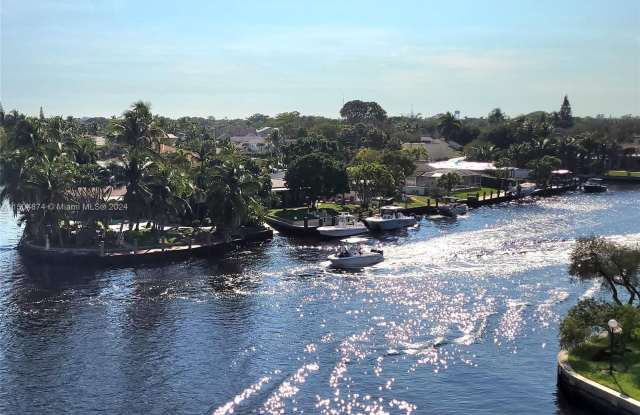 7 Royal Palm Way