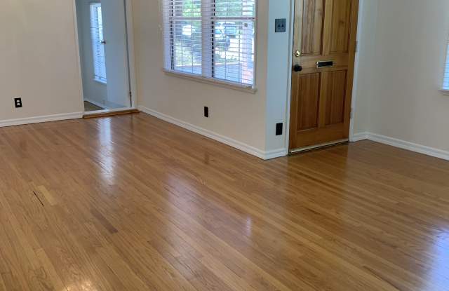 10760 Russett Avenue