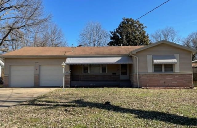 2244 S. Kings Avenue - 2244 South Kings Avenue, Springfield, MO 65807