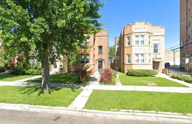 6019 N Claremont Ave 1 - 6019 North Claremont Avenue, Chicago, IL 60659