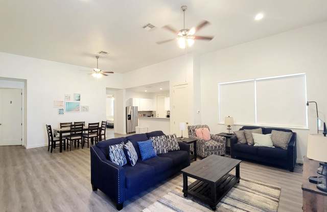 1709 Sycamore Street - 1