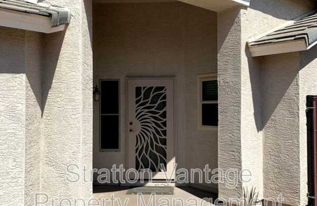 2410 W Mericrest Way