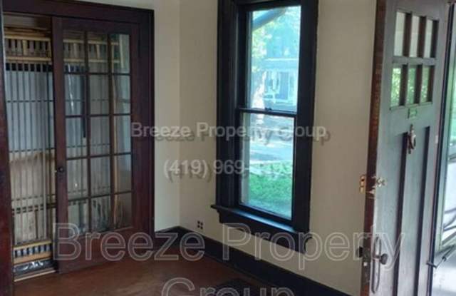 Photo of 1023 Prouty Ave