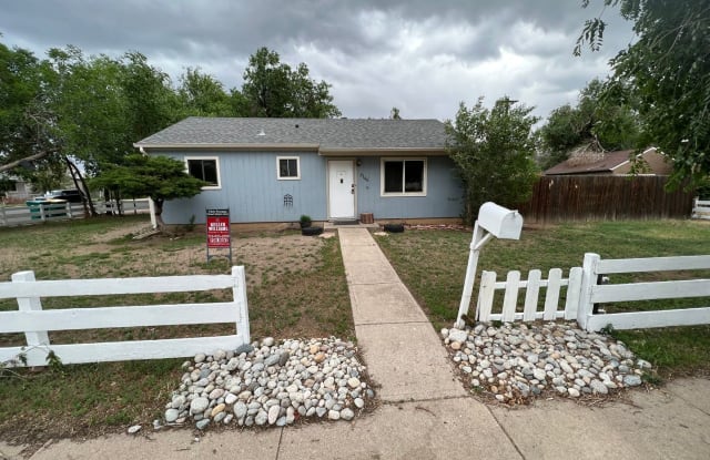 2146 S Corona Ave - 2146 South Corona Avenue, Colorado Springs, CO 80905