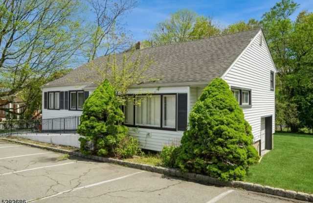 106 Parsippany Rd