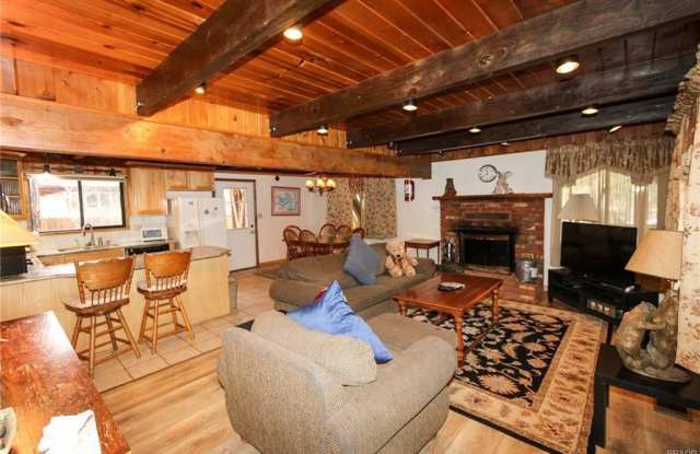 590 Summit Boulevard