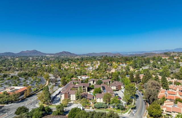 Photo of Enclave 693