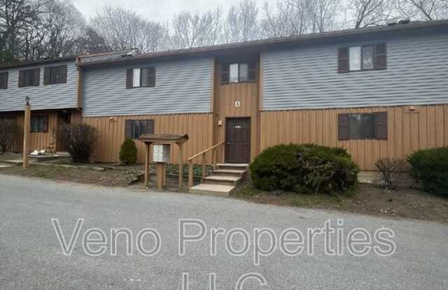 Photo of 40 McIntyre St.