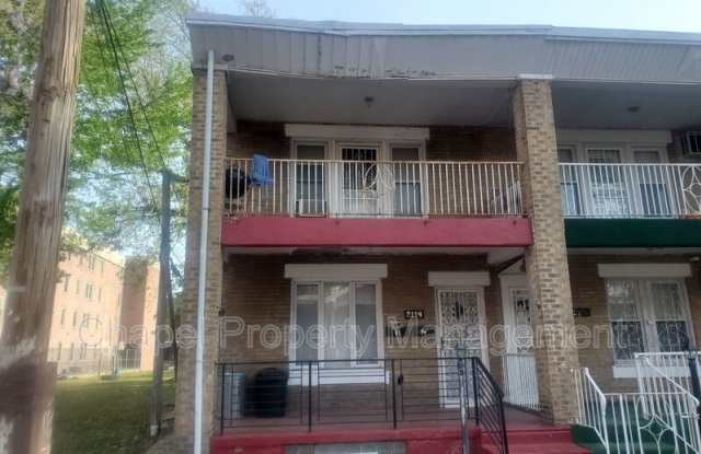 Photo of 2114 W. Pacific Street